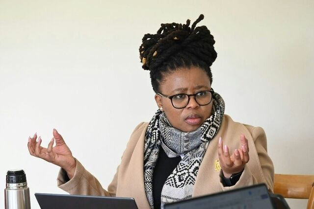South Africa: Bridging the gap between institutions of higher learning and the community