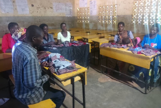 Malawi: Local men champion menstrual hygiene with reusable sanitary pads