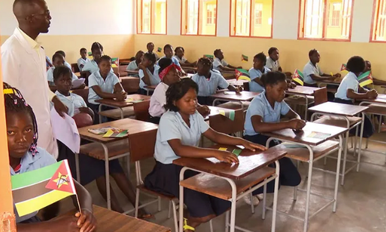 Mozambique: Desistência escolar das raparigas