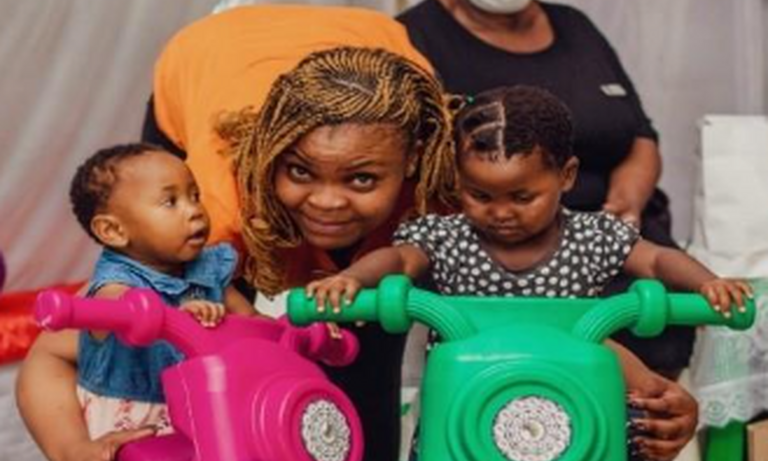 South Africa: The Community Development Worker at Heart: Sanelisiwe Driving Change