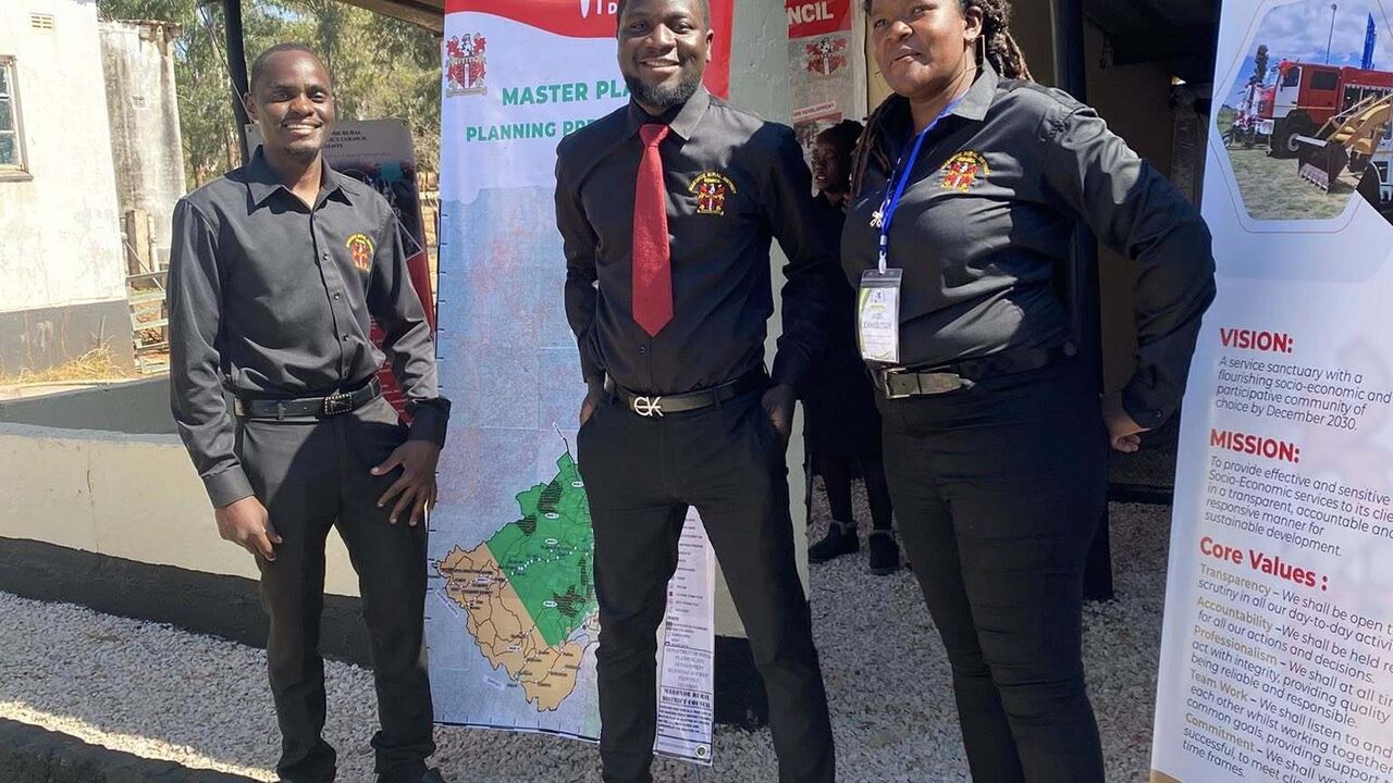 Makonde Rural District Council.