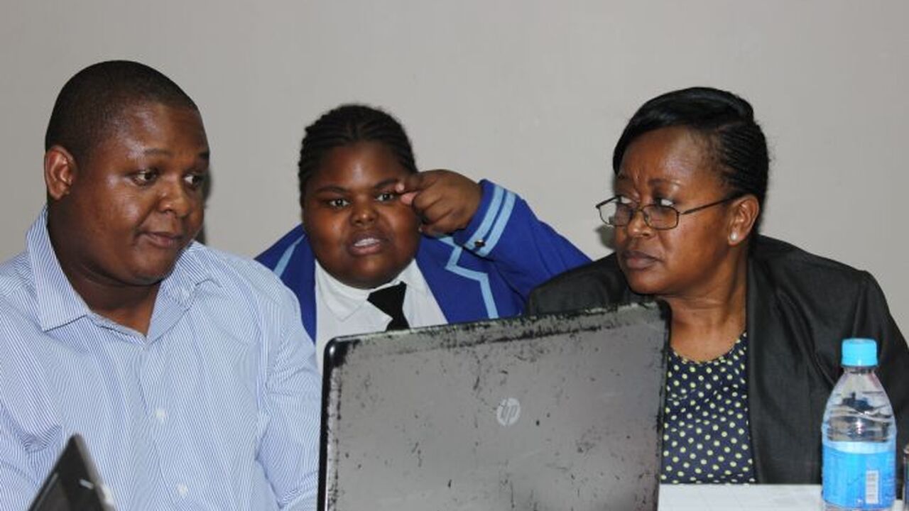 Zimbabwe LG SRHR workshop tz 112018 51 700x0 crop 80