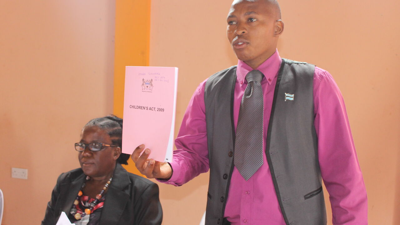 225-be293743c86306f21a84c36ccaeba939_socialworkerarticulatingchildrensact_mrtshipa_botswana_022018
