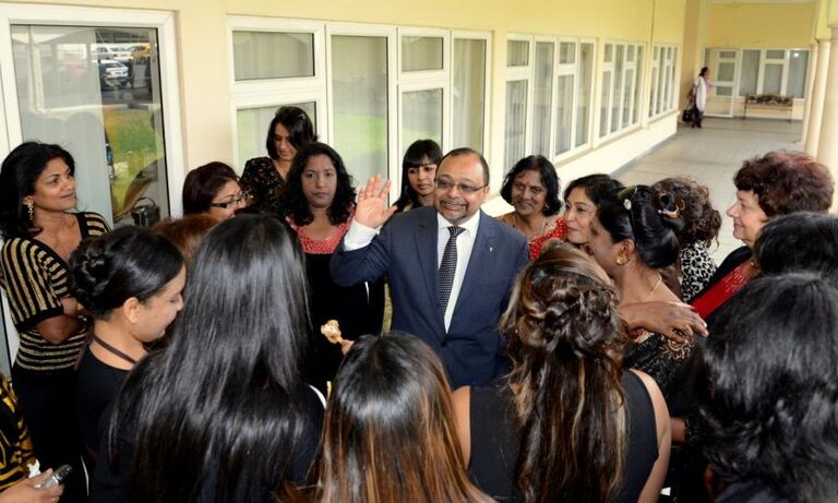 Bruneau Woomed - a man who is one with women