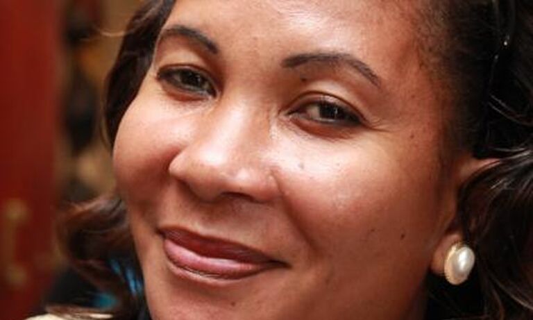 Arne Angeline Toto - Madagascar